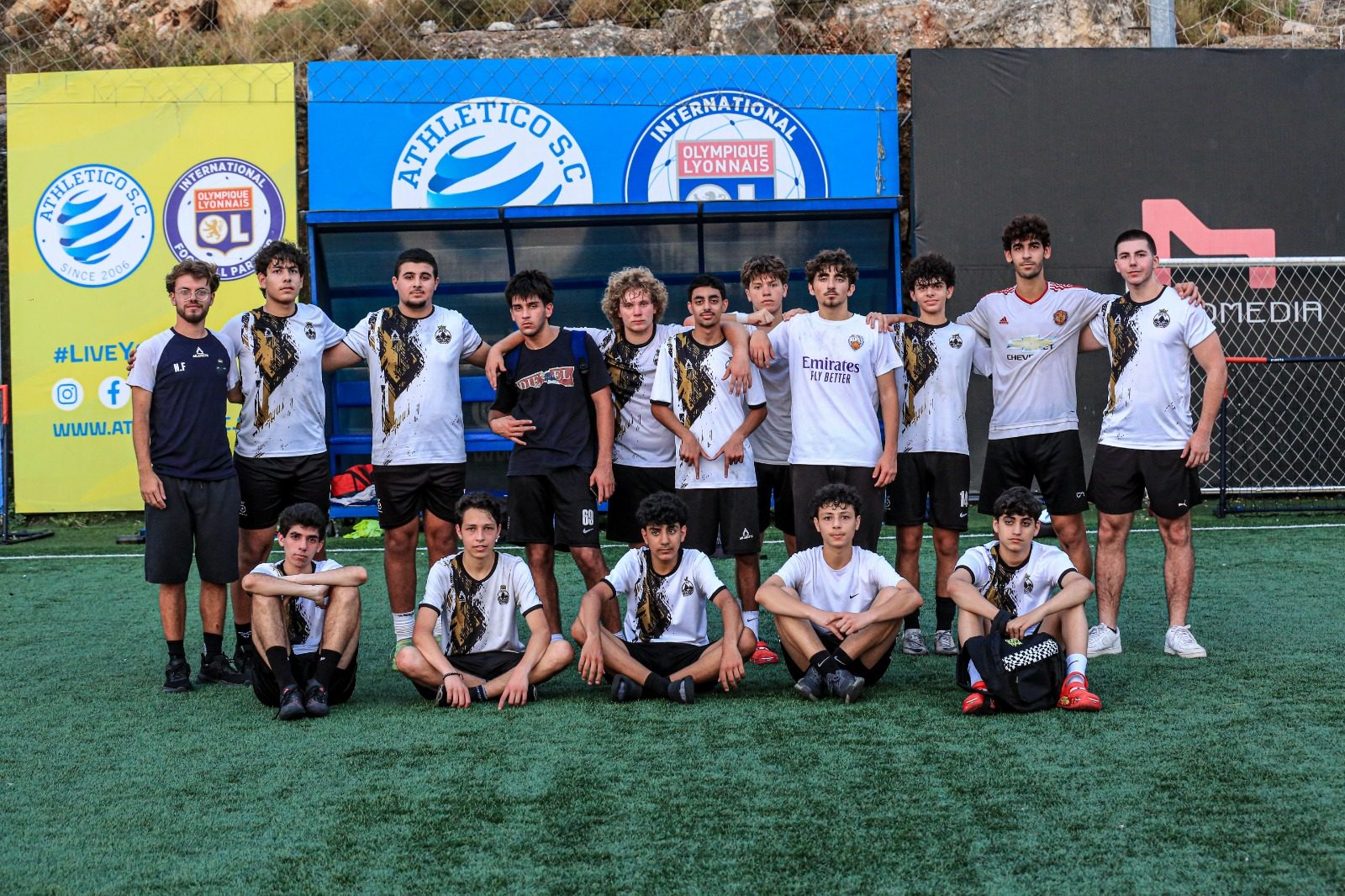 Full squad team photo