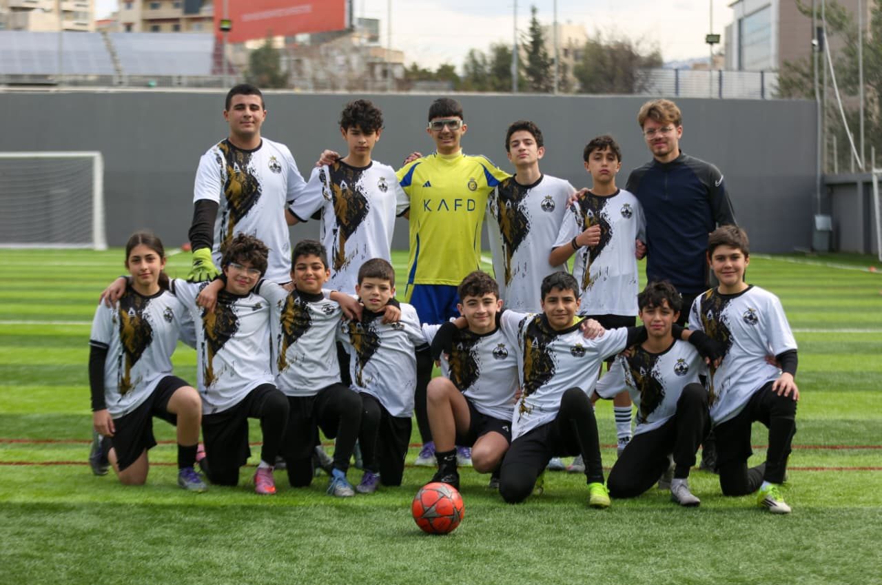 Full squad team photo